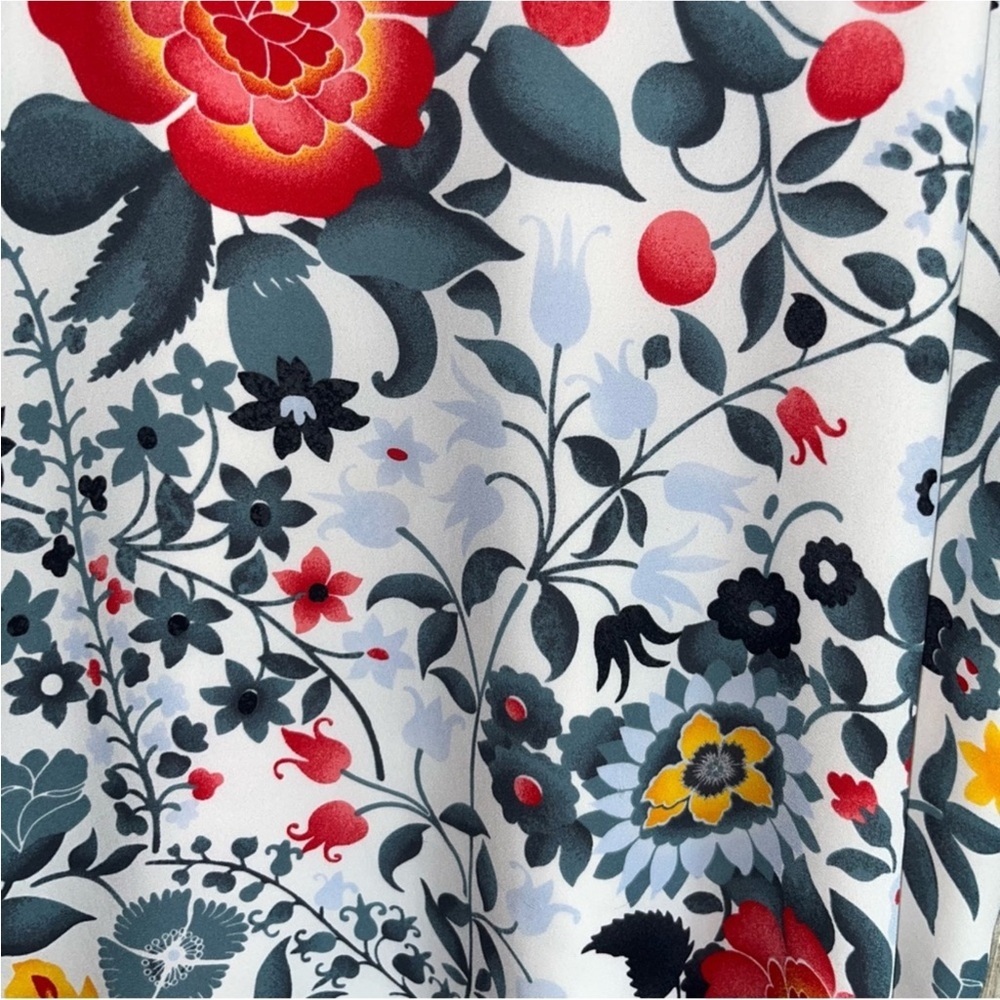 Loft White Floral Tank - Picture 3 of 5